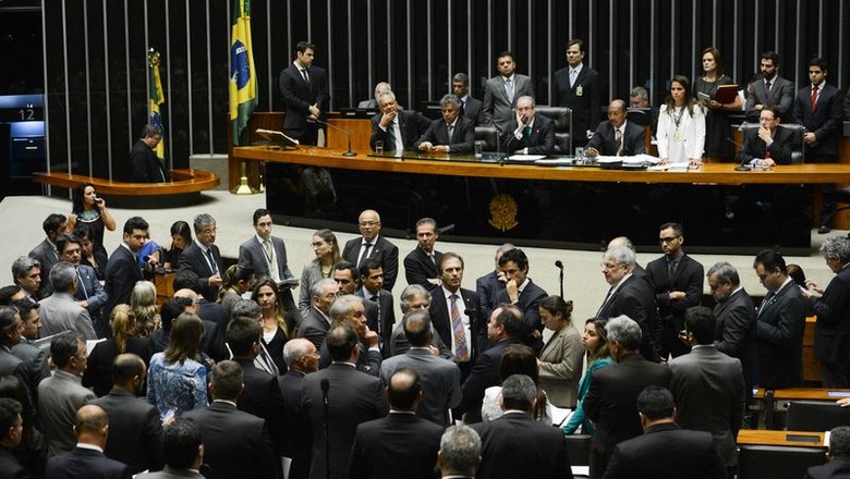 Lei dos agrotóxicos é capital político para ruralistas