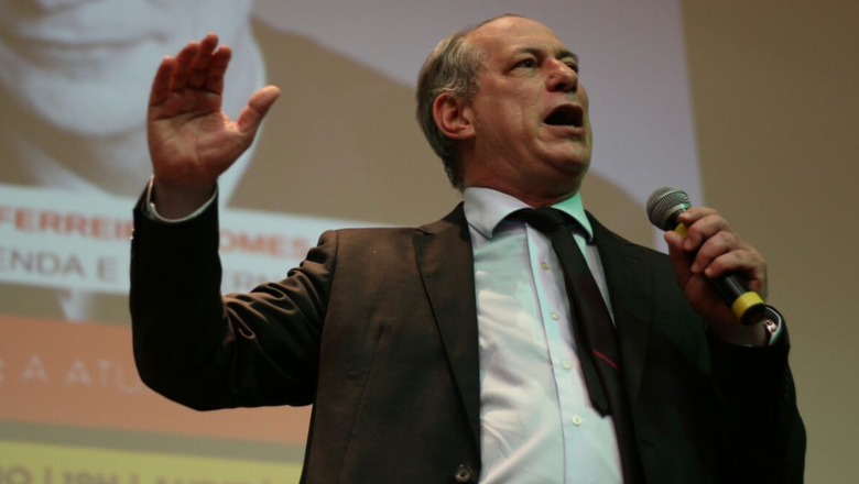 Sobretaxação do setor agropecuário não está na proposta, diz Ciro
