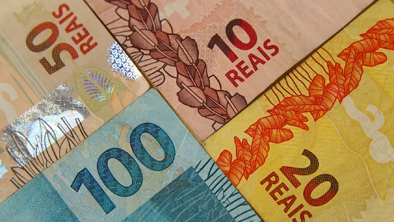 Mercado financeiro aumenta estimativa de inflação para 4,28% este ano