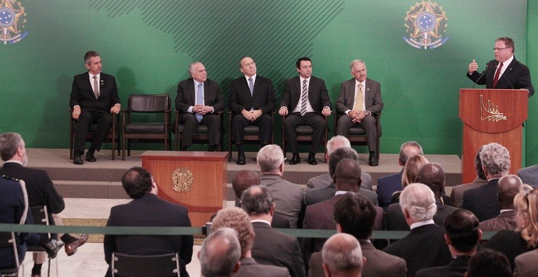 Agro deve exportar US$ 100 bilhões neste ano, diz Maggi