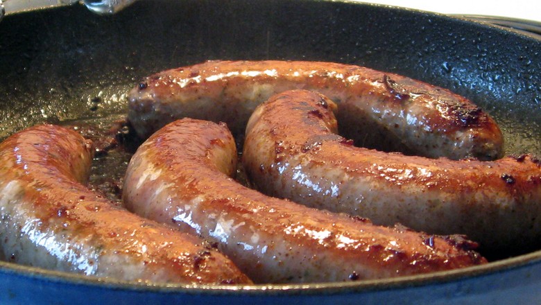 Estudo associa consumo de carne processada a câncer de mama, informa BBC