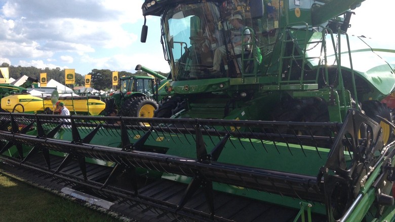 Deere tem lucro líquido de US$ 784,8 mi no 4º trimestre fiscal