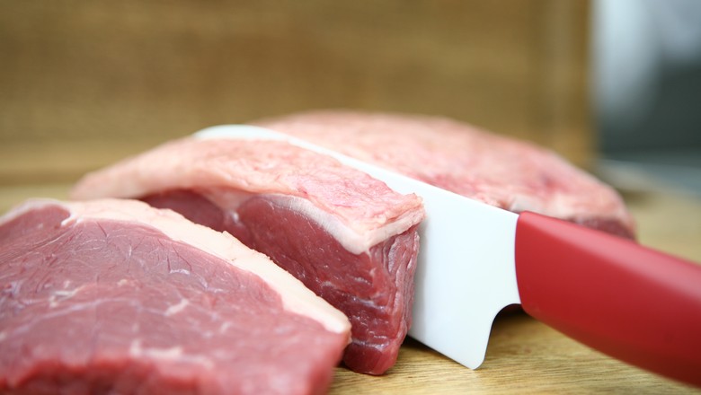 Exportação de todas as carnes cresce em outubro, diz MDIC