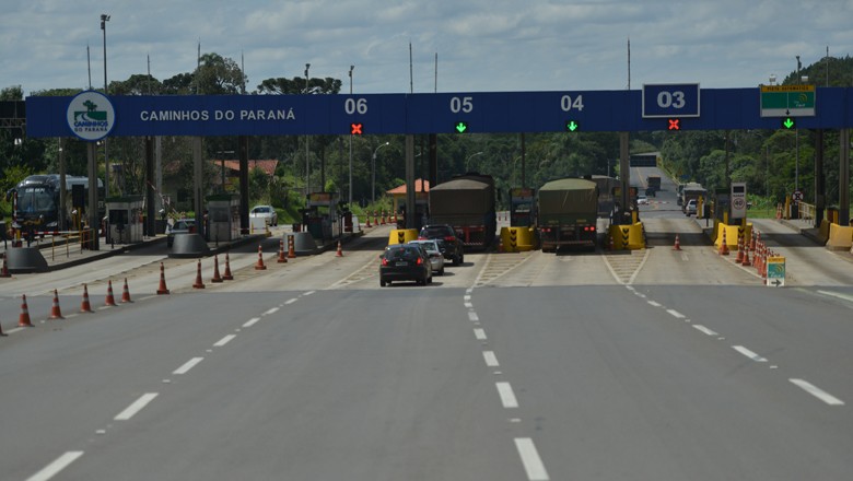 Estudo mostra que pedágio pode onerar em até 45% transporte de grãos no Paraná