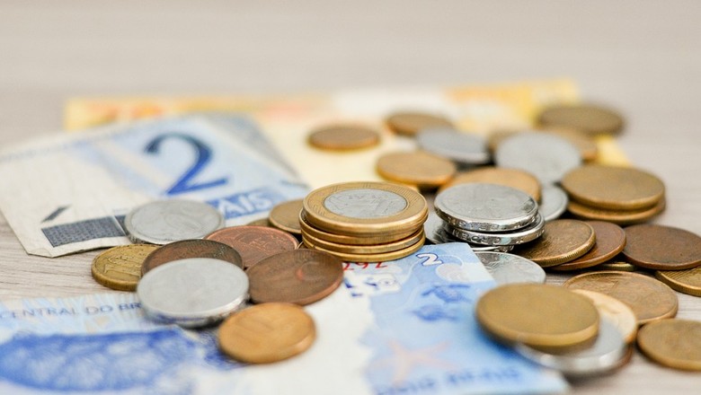 Mercado financeiro prevê inflação em 4,02% neste ano