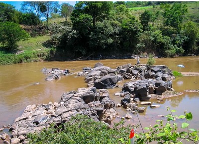Rio Paraopeba faz parte das histórias de pescadores em Brumadinho
